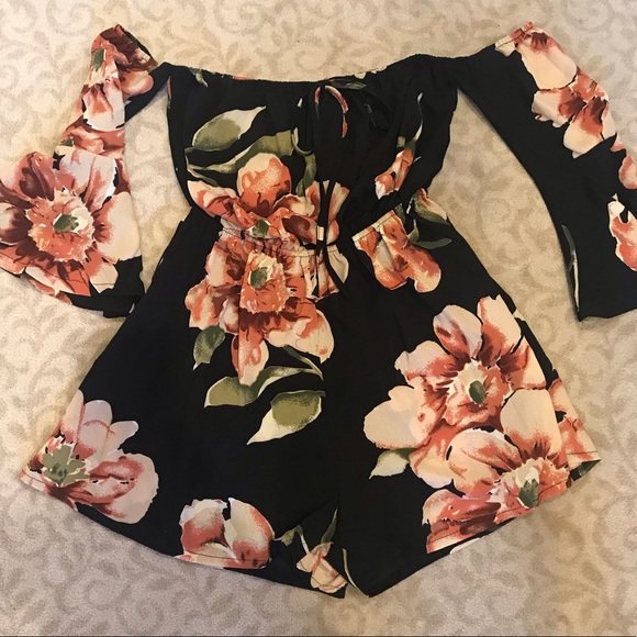 Romper - Picture 2 of 2